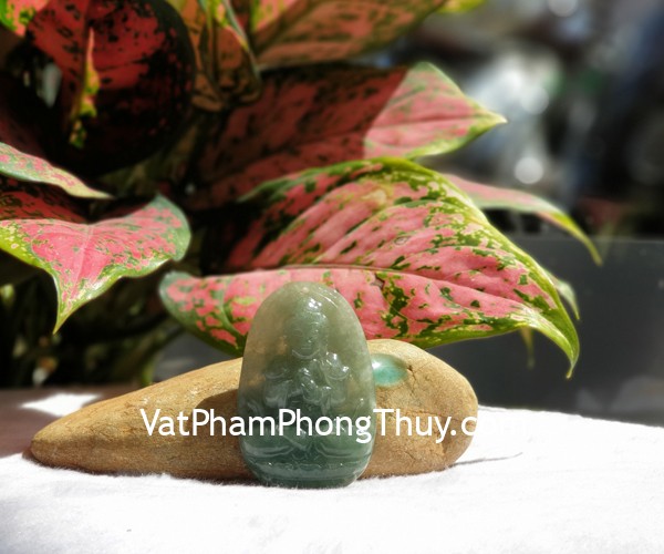 Phật bản mệnh Phỉ Thúy xanh đậm sắc sảo A+ lớn, tuổi Mùi, Thân S6864-6