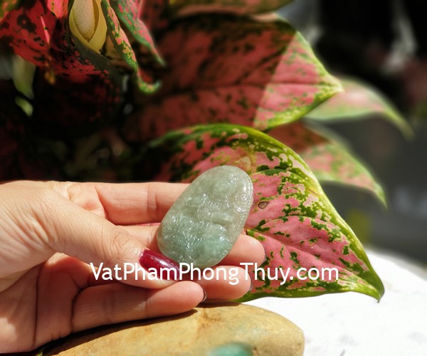 Phật bản mệnh Phỉ Thúy xanh đậm sắc sảo A+ lớn, tuổi Thìn, Tỵ S6864-4