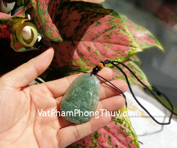 Phật bản mệnh Phỉ Thúy xanh đậm sắc sảo A+ lớn, tuổi Tuất, Hợi S6864-8