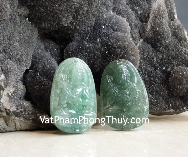 Phật bản mệnh Phỉ Thúy xanh đậm sắc sảo A+ nhỏ tuổi Ngọ S6865-5