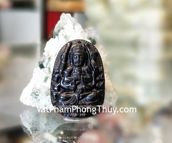 Phật Thiên Thủ Thiên Nhãn (tuổi Tý) đá hắc ngà S6844-1